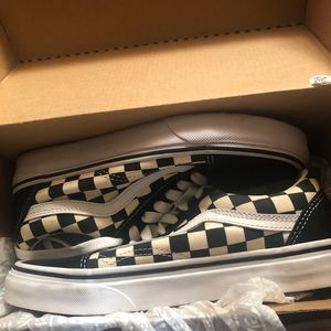 Black Checkerboard Old Skool Vans